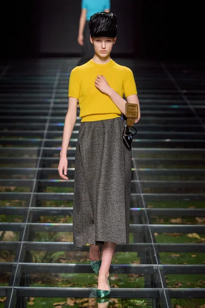 Look 36